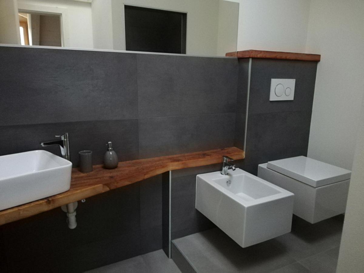 Casa Lassu. カラーノ エクステリア 写真